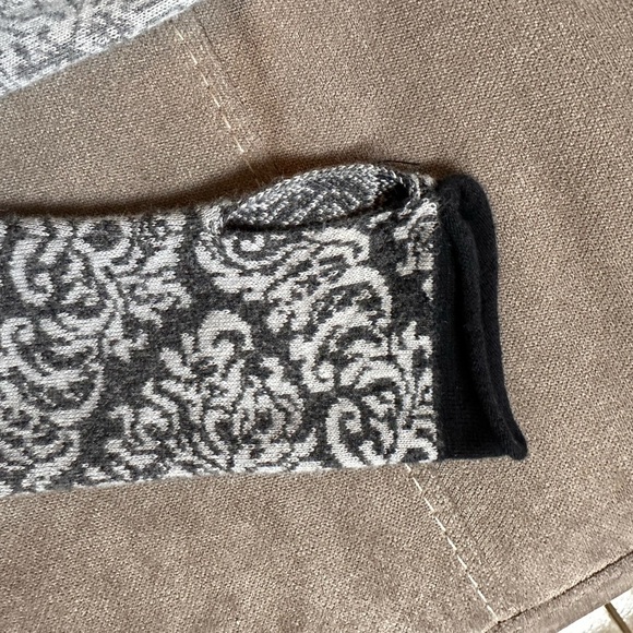 Athleta Gray Utility Jacket with Textured Ombre Design - Picture 5 of 6